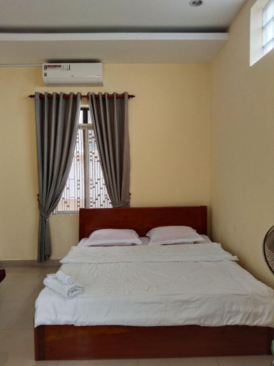 Room 12 - Studio In A Villa 5Mn Walk From The Royal Palace With Swimming Pool Phnom Penh Exteriör bild